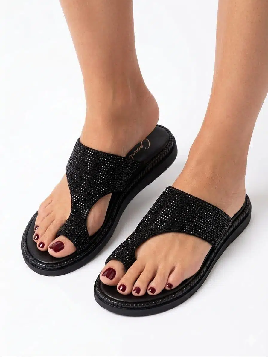 Büyük Numara Kadın Taşlı Süet Deri Parmak Arası Terlik - Siyah